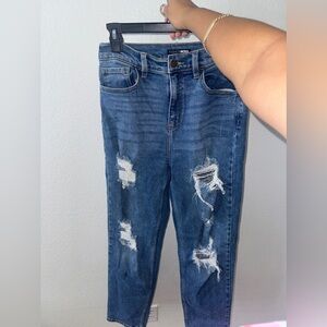 Fashion Nova: Boyfriend jeans